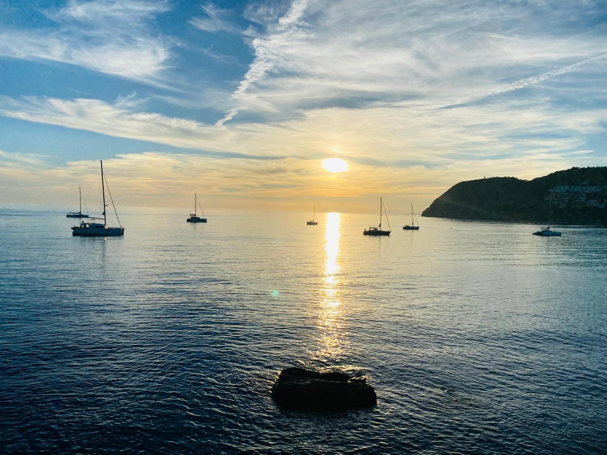 Jardines De Adnania En Marina Del Con Vistas Al Mar * La Herradura (Granada)